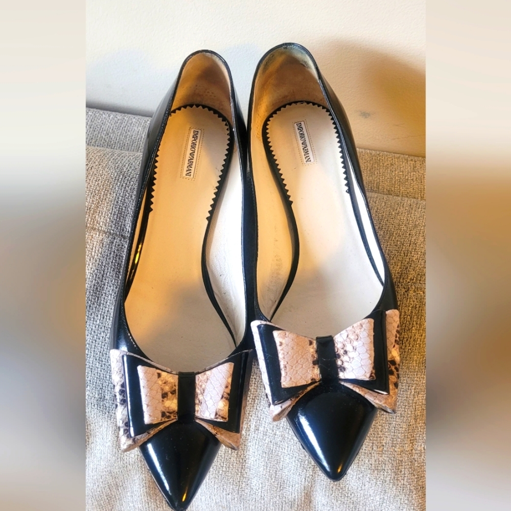 EMPORIO Armani classic pumps 39